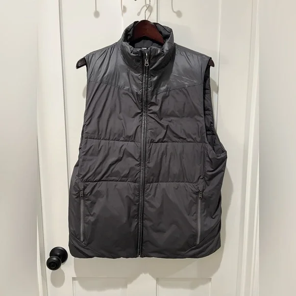Lululemon Reversible Down Vest Palm Deco Grey- Men’s XL NWOT - Picture 7 of 9